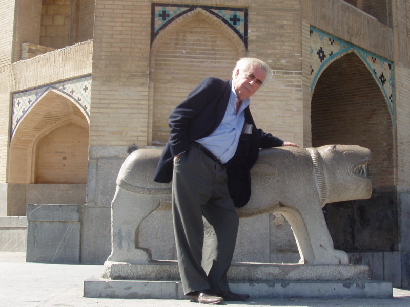 Claude Esteban à Ispahan (photo de Jean-Baptiste Para)